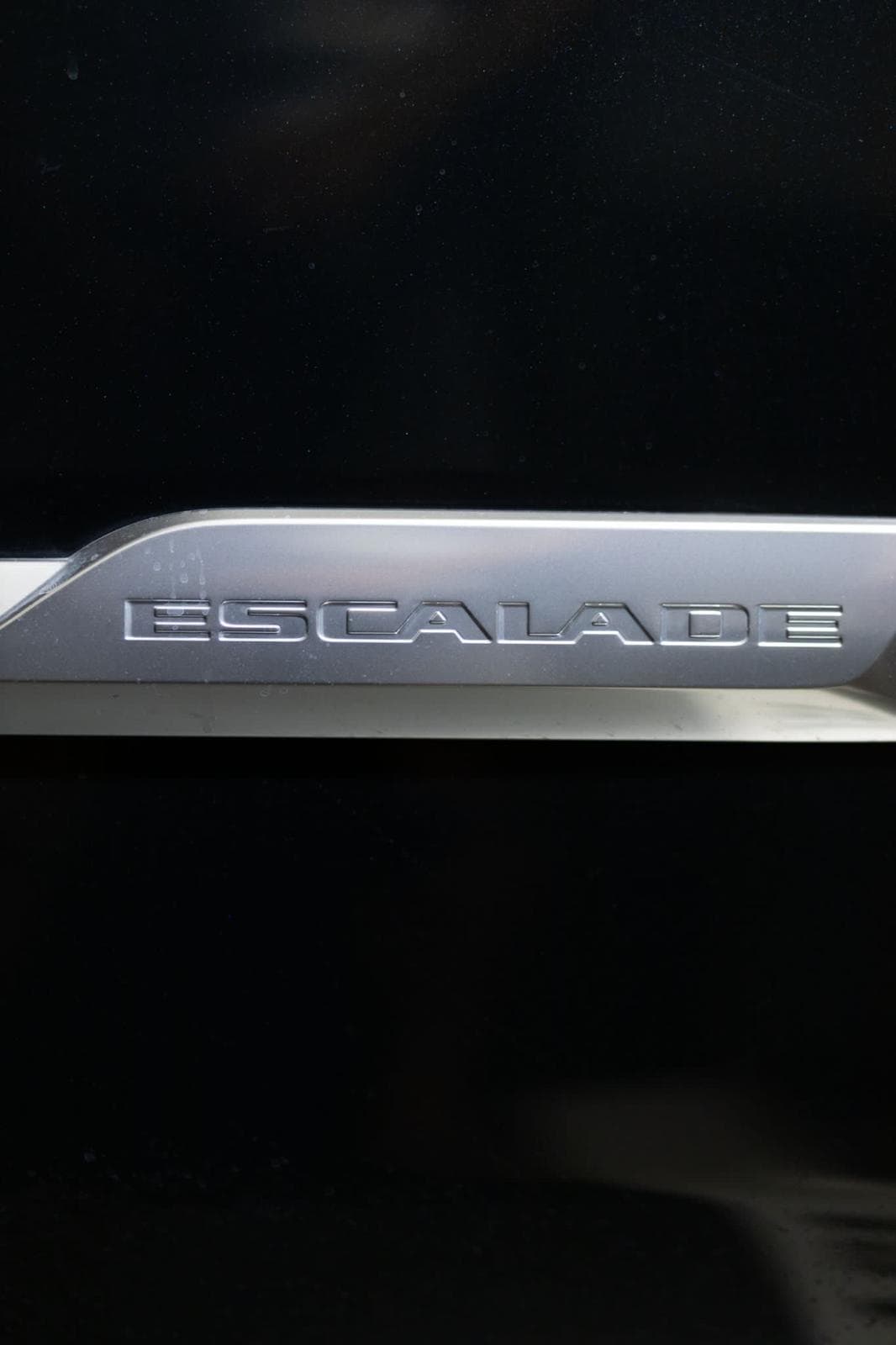 Cadillac Escalade ESV Platinum — vue 1
