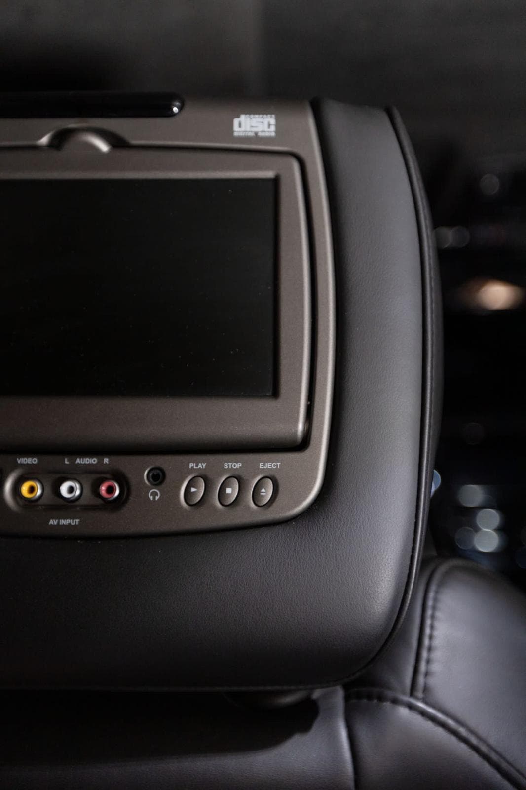 Cadillac Escalade ESV Platinum — vue 2