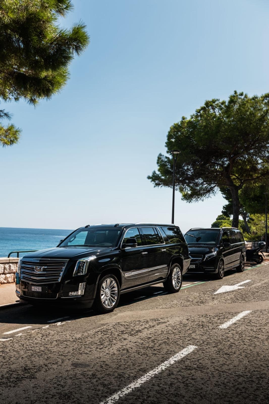 Cadillac Escalade ESV Platinum — 12